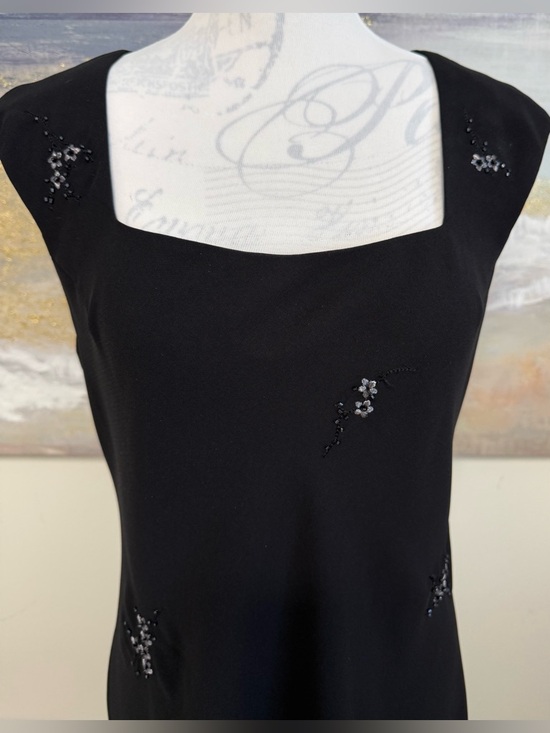 Jones New York Dresses & Skirts - JONES NEW YORK Square neck, Cap Sleeves, Beaded, Fully Lined Dress, Black